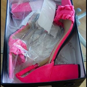 Sandals with an heel